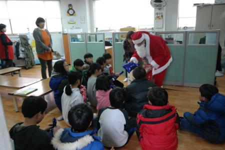 송죽동에 산타할아버지 오셨네~